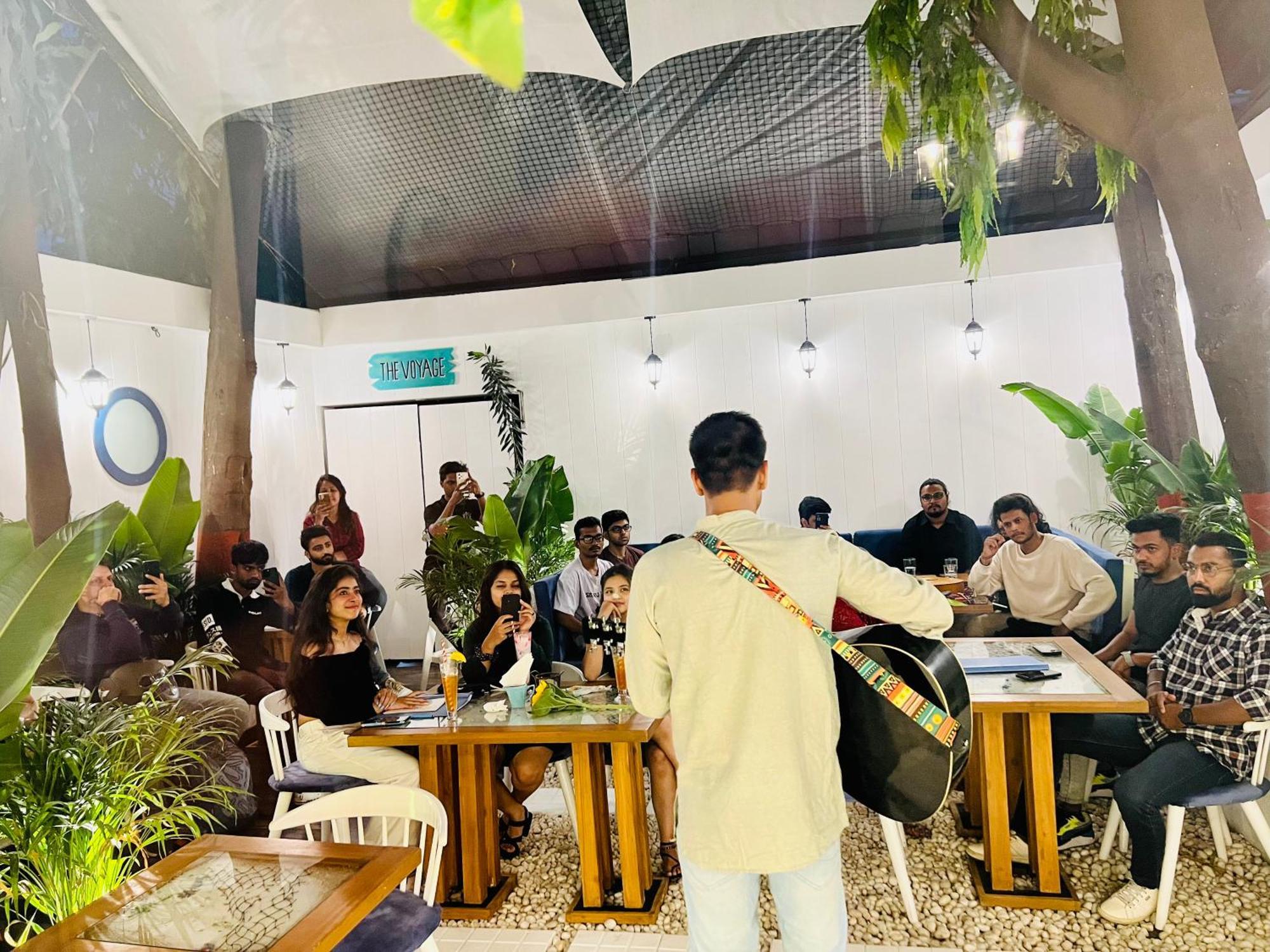 The Voyage - Cafe Hostel Cowork Pune Dış mekan fotoğraf